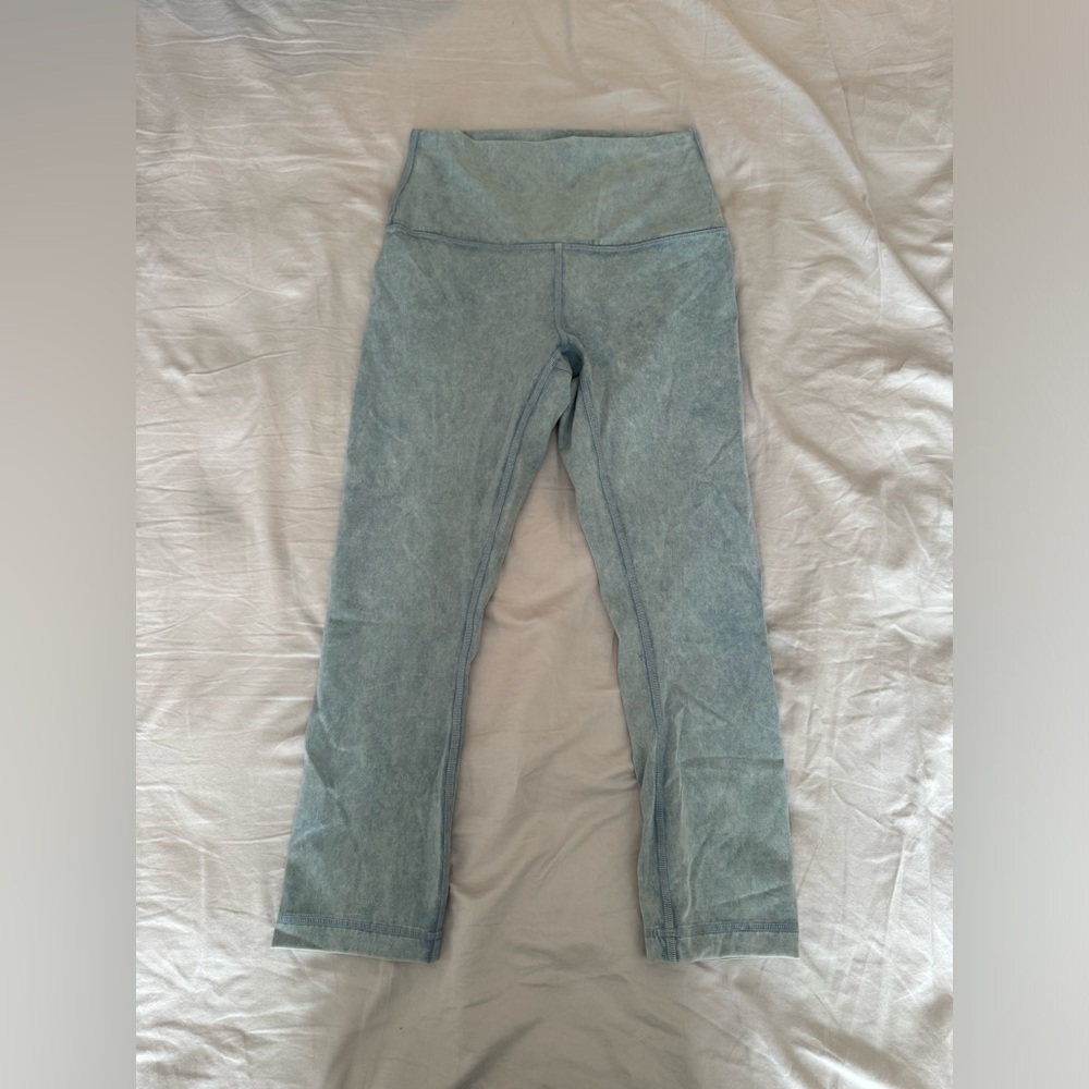 Lululemon Align High-Rise Crop 21” Size 4 Light Blue